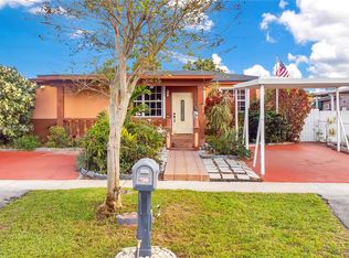 5015 E Palm Ct, Hialeah, FL 33013