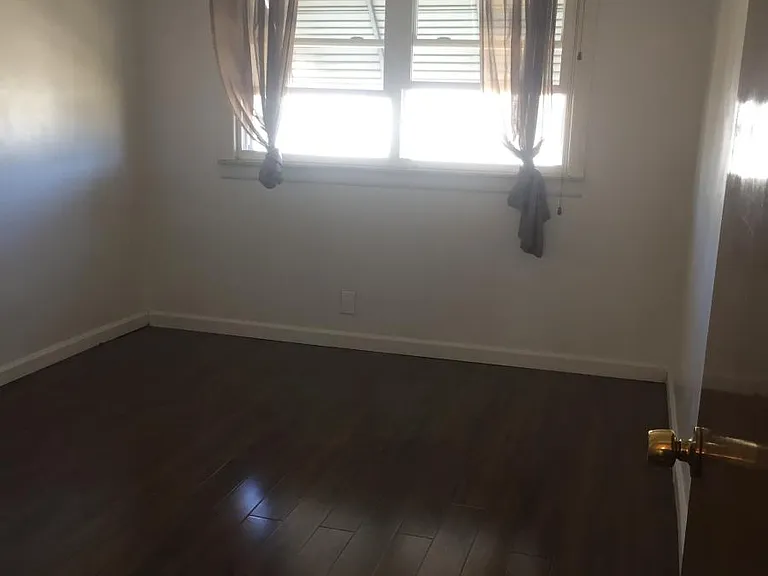 835 Wilder St — Photo 13