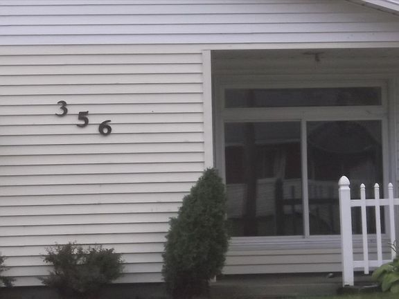 5th image of 356 Hemlock Dr