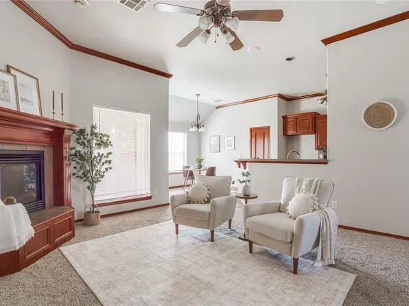 11016 NW 101st St, Yukon, OK 73099