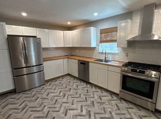 238 Old Town Rd, Setauket, NY 11733