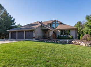 5865 Dunwoody Ct, Kalamazoo, MI 49009