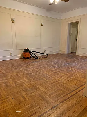 Rented by Leonidas Realty | media 1