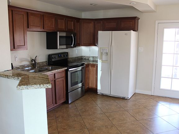 4th image of 4122 W Mulberry Dr