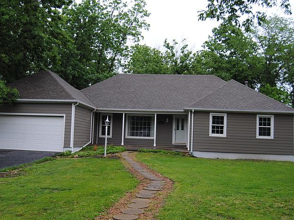 2nd image of 1406 Kenwood Dr