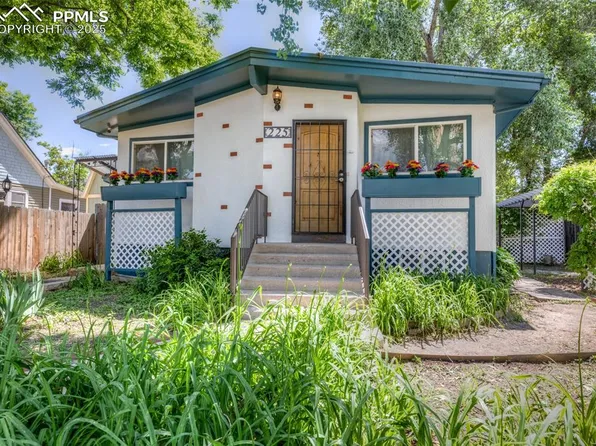 225 N Institute St, Colorado Springs, CO 80903