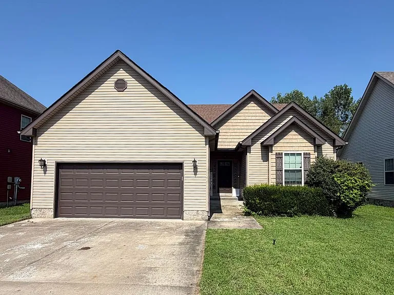 3744 Silver Fox Ct — Photo 1