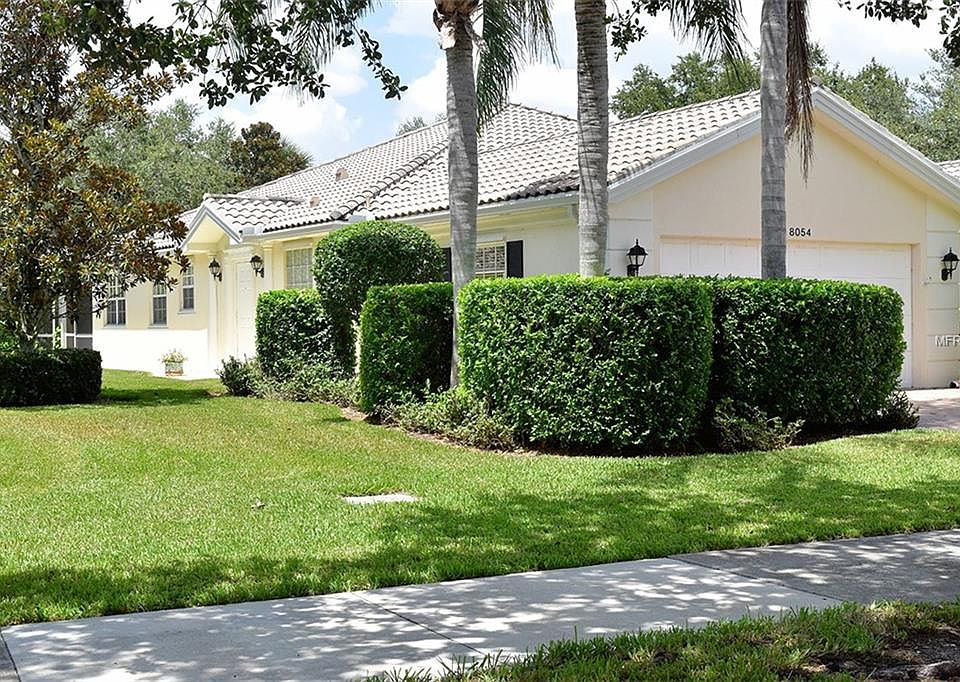 1st image of 8054 Camminare Dr