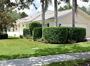 8054 Camminare Dr, Sarasota, FL 34238