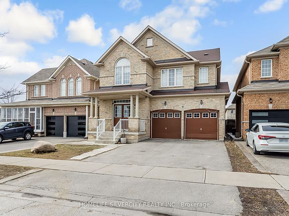 2nd image of 4 Fossil St