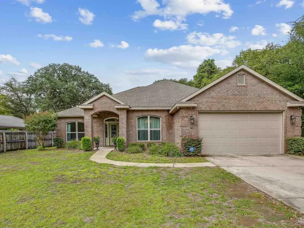 14 Poquito Rd, Shalimar, FL 32579