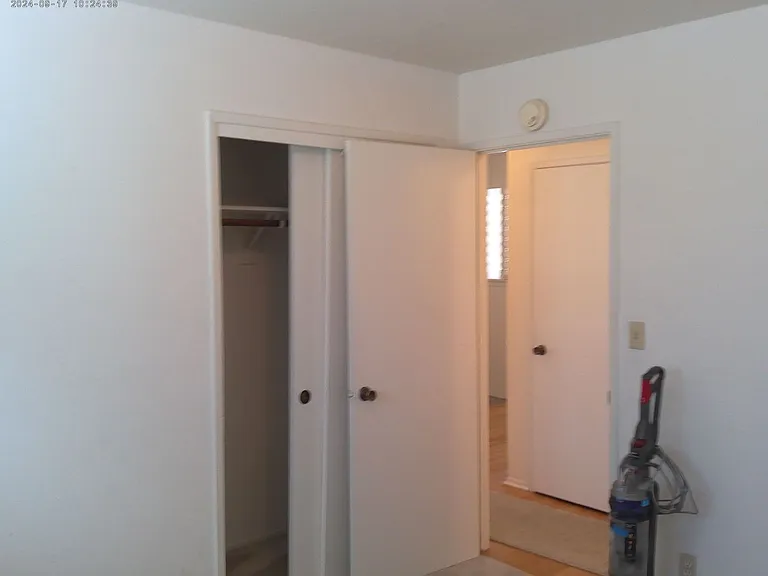 2148 Glenn St — Photo 7