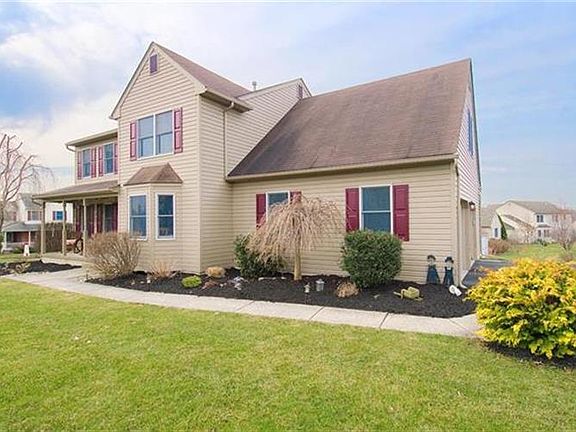 3rd image of 2922 Mallard Ct