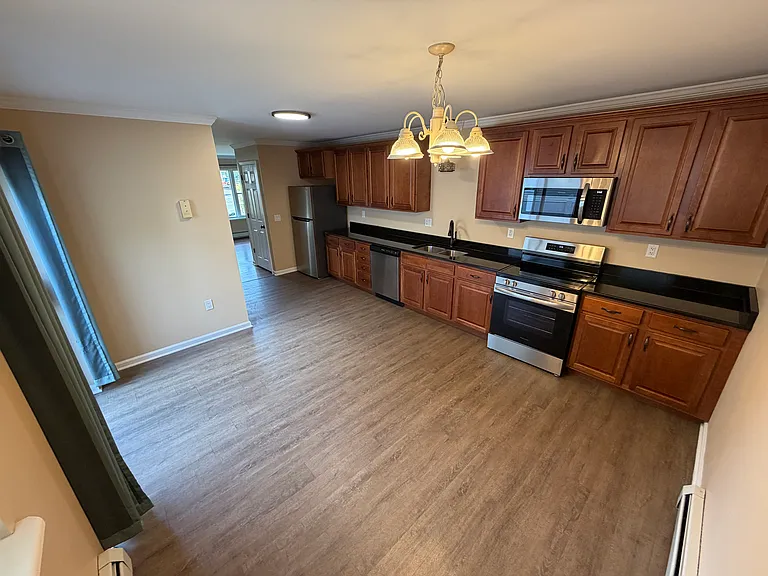 609 Clement St — Photo 15