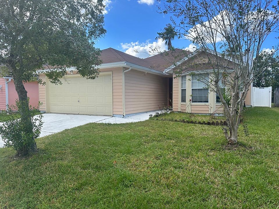 1st image of 4308 Hanging Moss Dr