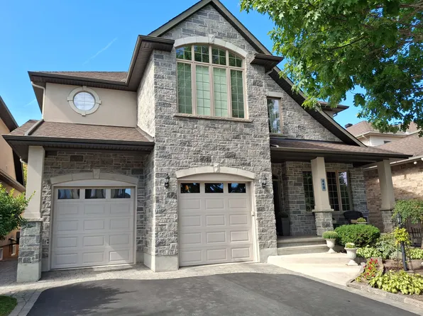 448 Rahul Cres, Ottawa, ON K2C 4H7