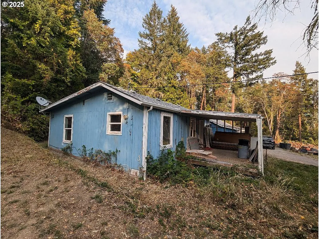 48391 Roberts Rd photo 1