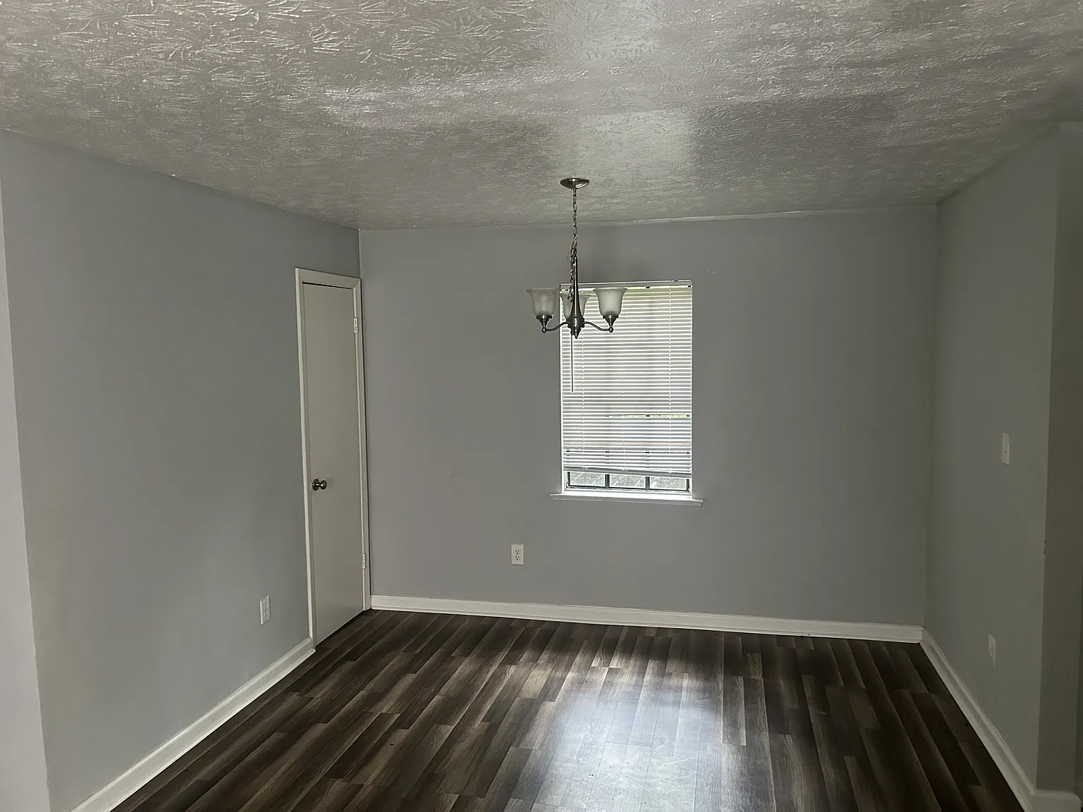 825 West Edgemont Avenue — Photo 2