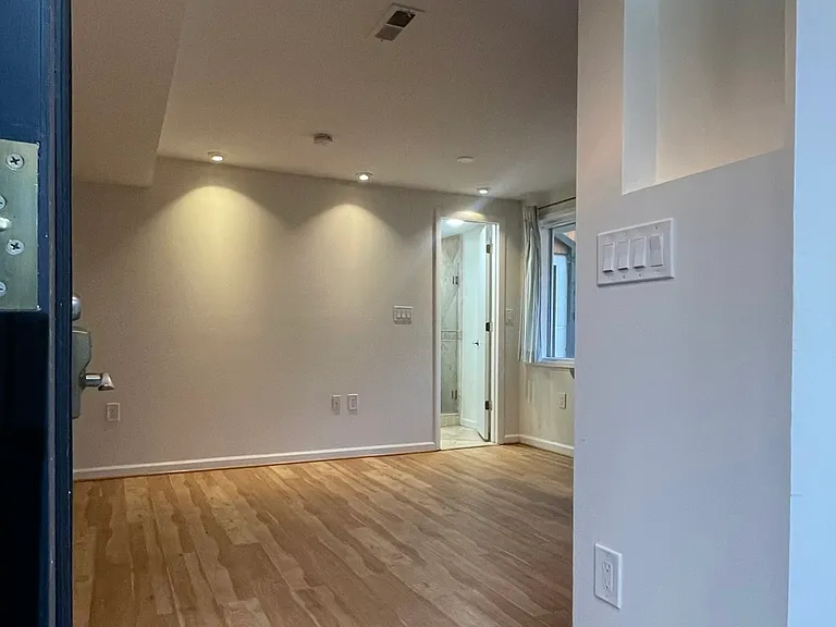 7308 Nevis Rd — Photo 10