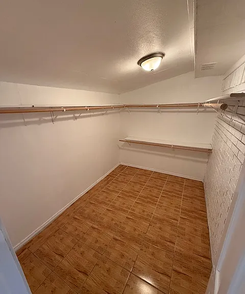 4908 S Clear Creek Rd — Photo 11
