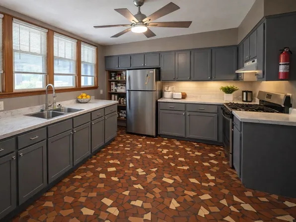 1379 E McLemore Ave, Memphis, TN 38106