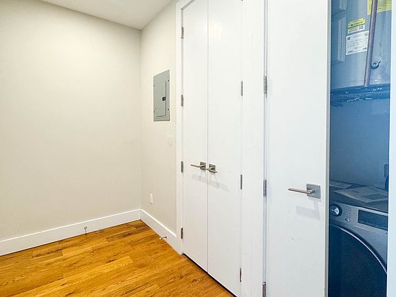 5th image of 948 New York Ave APT 4B