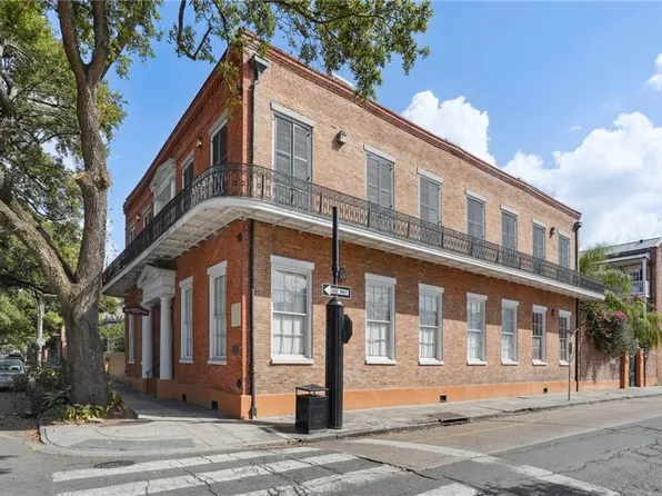 1350 Bourbon St APT 24, New Orleans, LA 70116