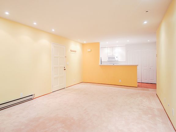 3rd image of 468 Sierra Vista Ave APT 9