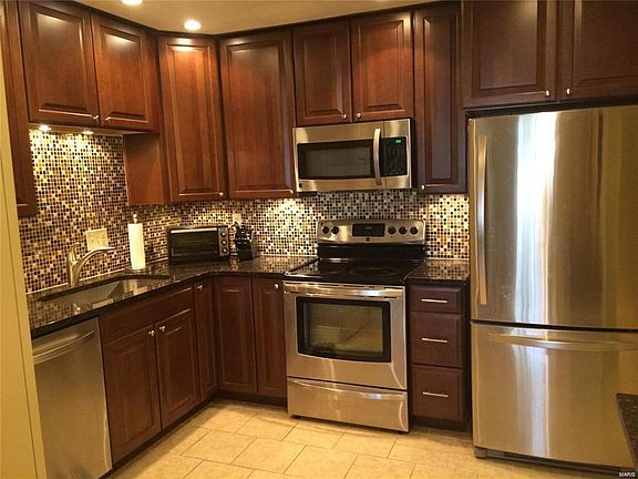 3rd image of 4355 Maryland Ave APT 110