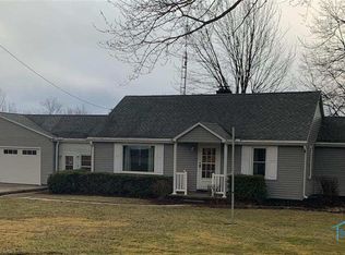 27684 Orchard Dr, Defiance, OH 43512