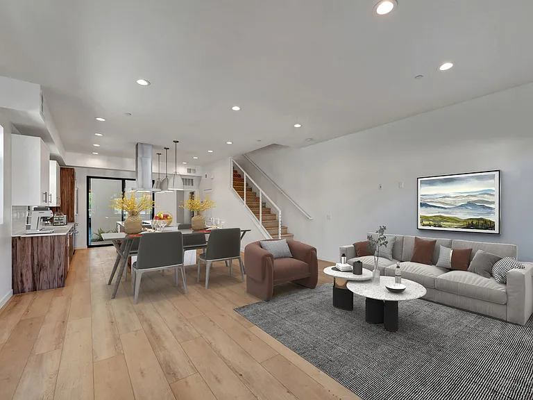109 Daisy Ave #4 — Photo 16