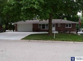 5 Beckman Cir, Malcolm, NE 68402