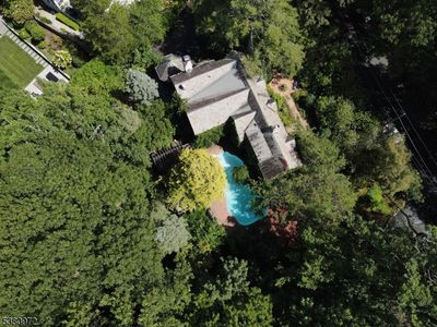 33 Hawthorne Rd, Essex Fells, NJ, 07021