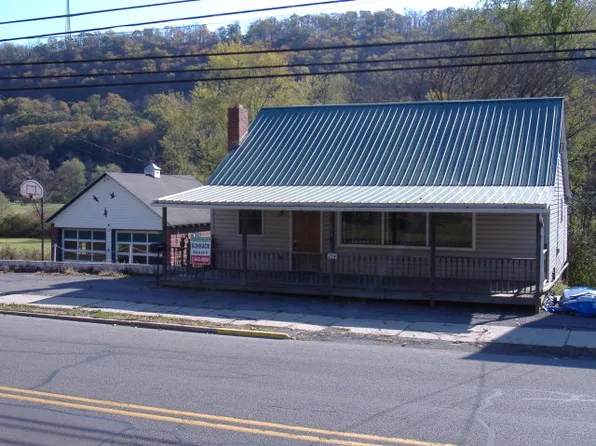 254 Standing Stone Ave, Huntingdon, PA 16652