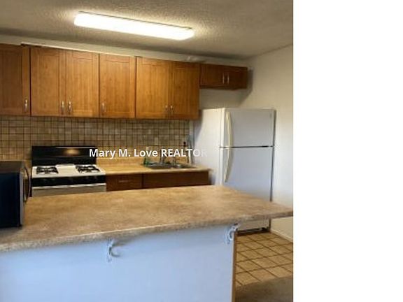 3rd image of 75-6008 Alii Dr APT 121