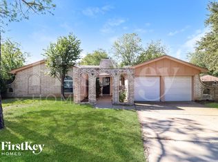 2259 Shady Brook Dr, Bedford, TX 76021