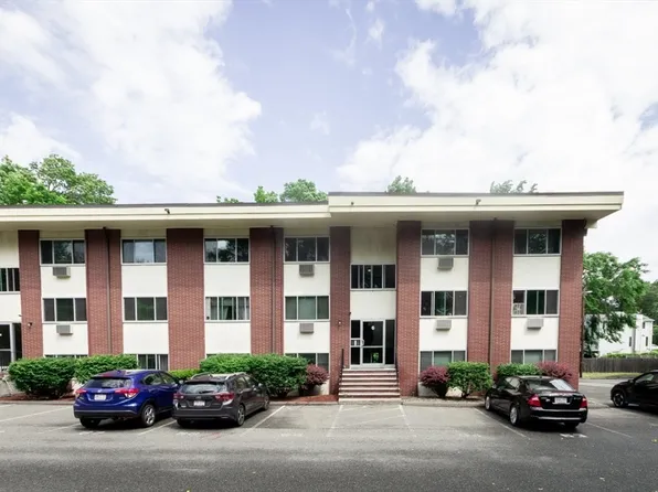 74 Beach St Unit 6-8, Woburn, MA 01801