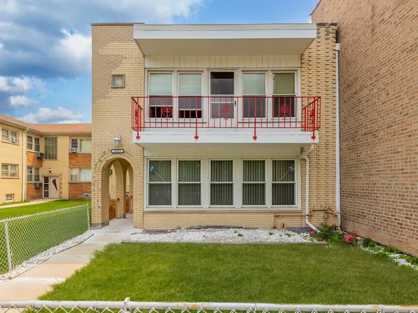 2953 W 71st St, Chicago, IL 60629