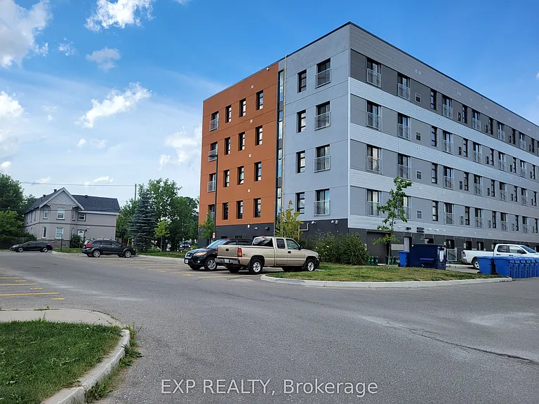 75 Barrie Rd #106 — Photo 5