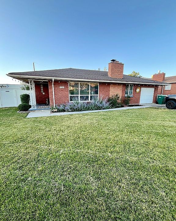 Beautiful Front Lawn