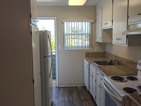 4th image of 658 Sierra Vista Ave #1X1