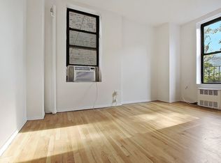 160 Prince St APT 13, New York, NY 10012