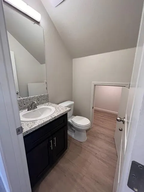 4 bed, 2.5 bath, 2235 sqft, $2,295 — Photo 4