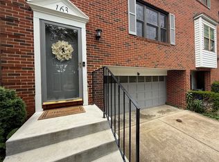 163 London Towne Dr, Pittsburgh, PA 15226