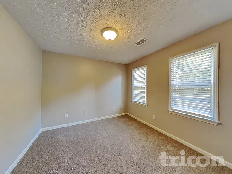 1182 Plunkett Way — Photo 11
