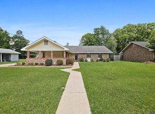 18029 Holly Ridge Dr, Hammond, LA 70403
