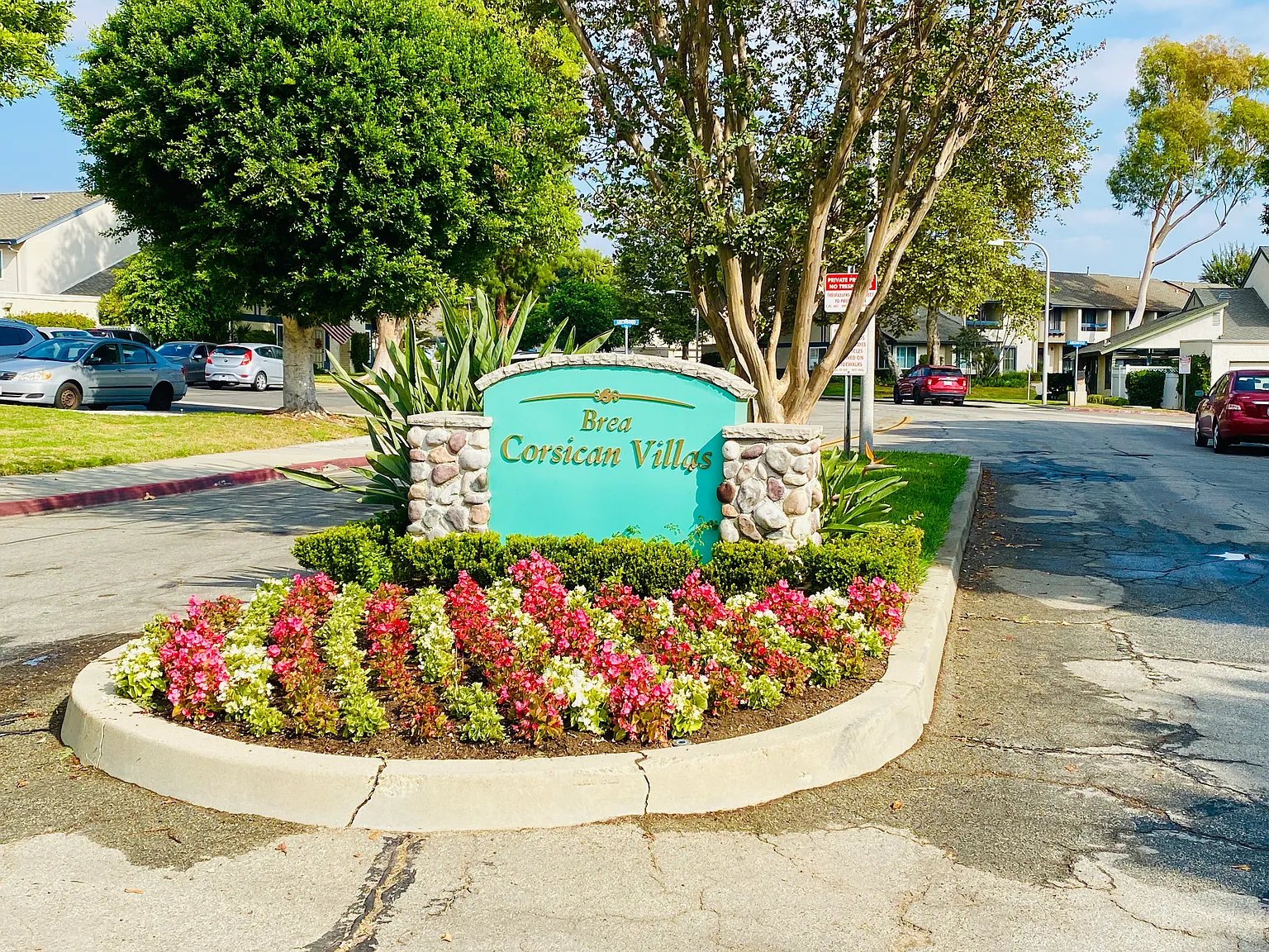 3 bed, 2.5 bath, 1410 sqft, $3,500 — Photo 1