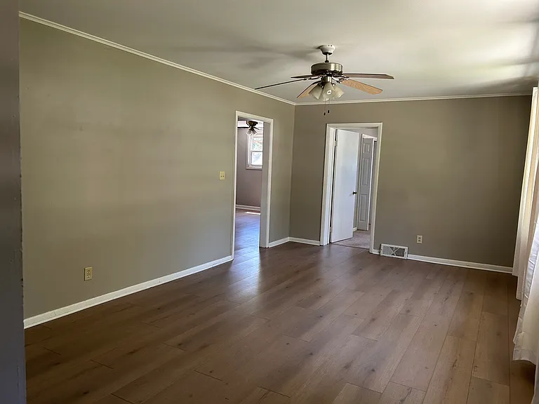 4117 Buckingham Dr — Photo 6