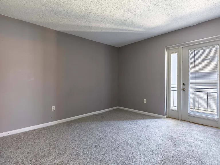 Westchase Apartments — Photo 17