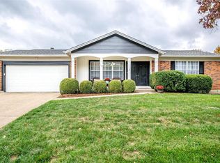 12 Inverness Ct, Saint Peters, MO 63376